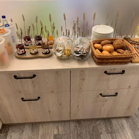 Lindenhaus Scharfe Kurve *